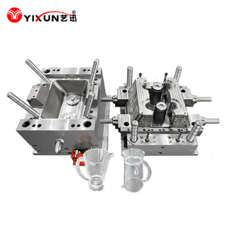 Hochtransparenter Messbecher aus Kunststoff: Präzisionswerkzeug für Labor und Küche