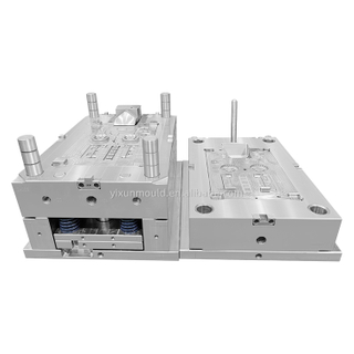 Custom Injection Moulding hohe transparente Linsen -Operationsleuchten aus dem Formbauer