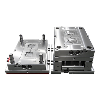 1+1 Hohlraum-PC-Material U-Boot-Tor ISO9001 1.2083ESR HRC48-52 Formstahl-Rückform, texturierende Kunststoffplatten-Komponentenform