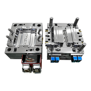 PA12 1*4 Direct Side Gate 1.2083ESR HRC48-52 Mold Steel Slider SPI-A3 und teilweise VDI-18 Medical Connector Medical Molding